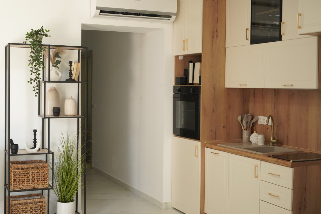 Astoria Apartment - Kitchen and styled shelving in overview